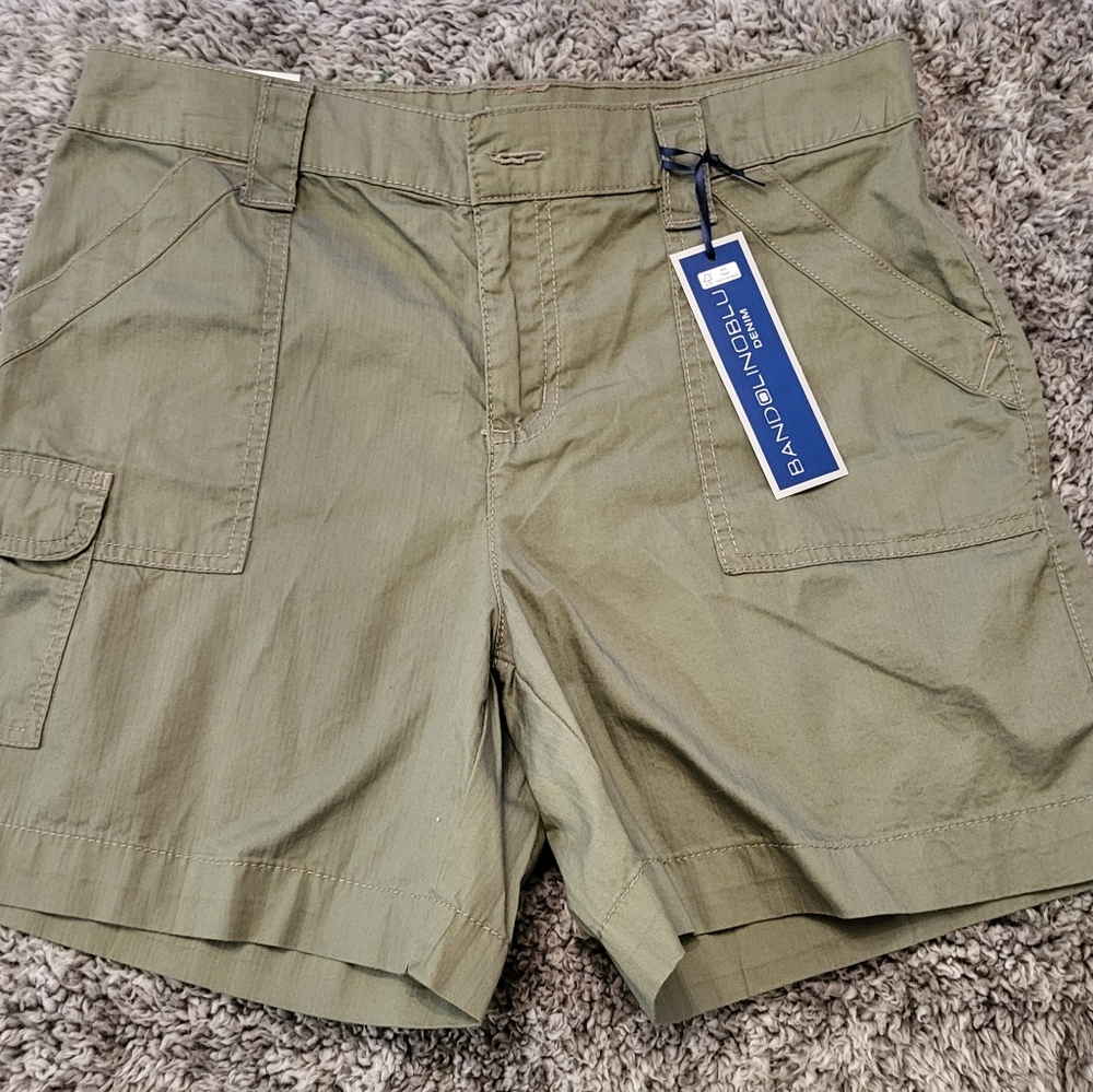 Women's Shorts Bandolinoblu NWT sz 6 Stretch